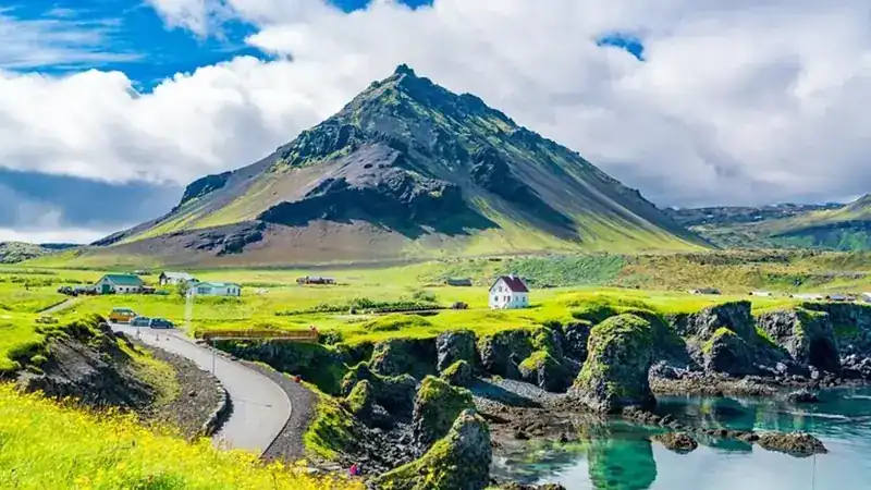 Self-guided driving tour of Snæfellsnes, with audio guide